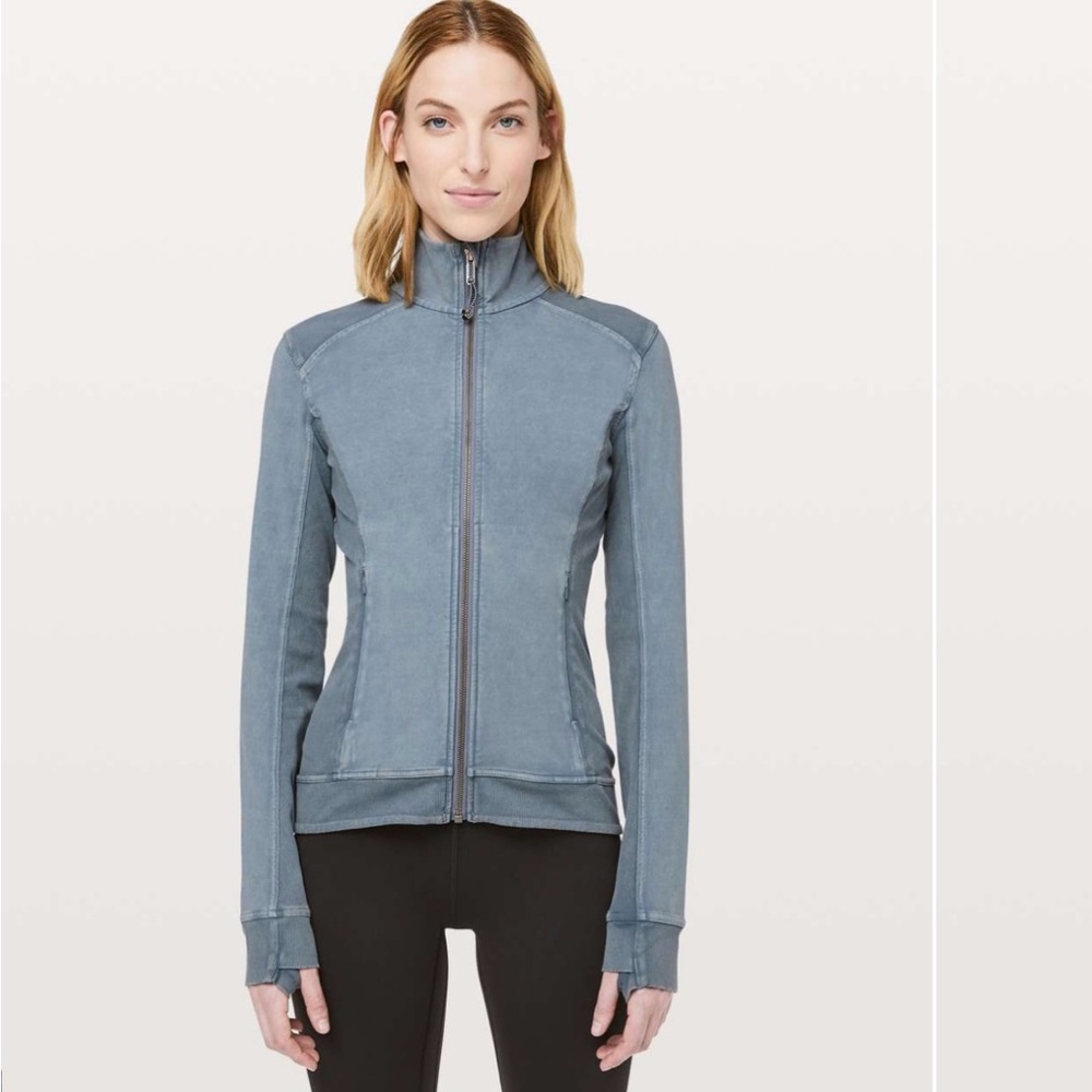 Lululemon cut class  jacket size 6